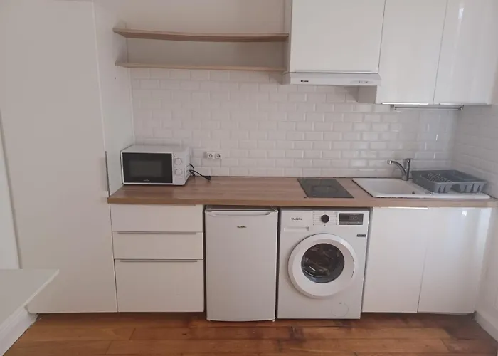 Meublee Bellevue 아파트 *